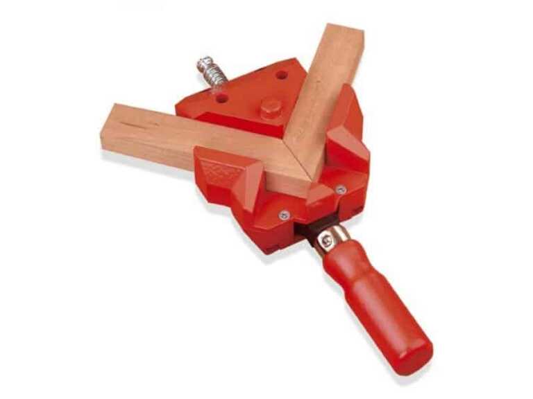 two pieced of wood in Bessey ws-6 angle clamp
