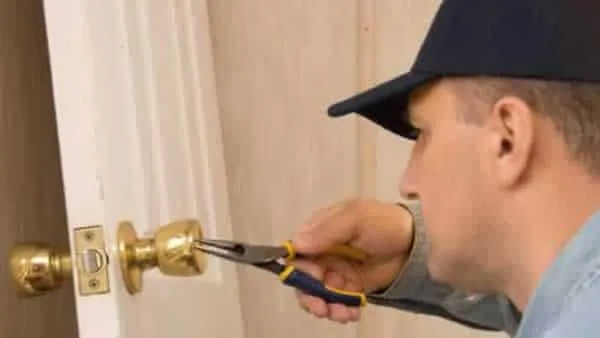 When is the time to call a locksmith