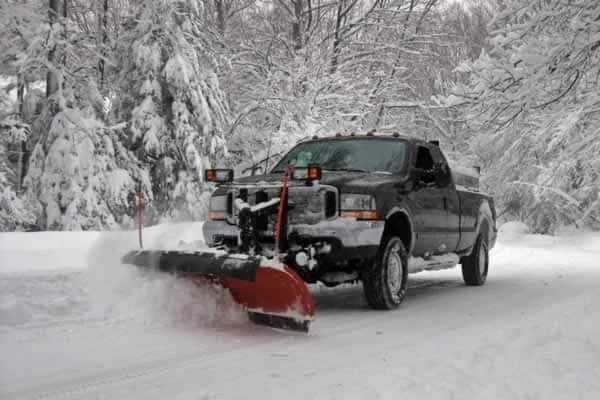 How to pick a snow plowing service