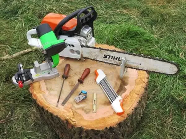 Chainsaw maintenance