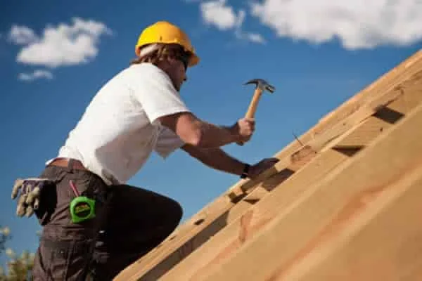 What you need to ask the roofing contractor before hiring one