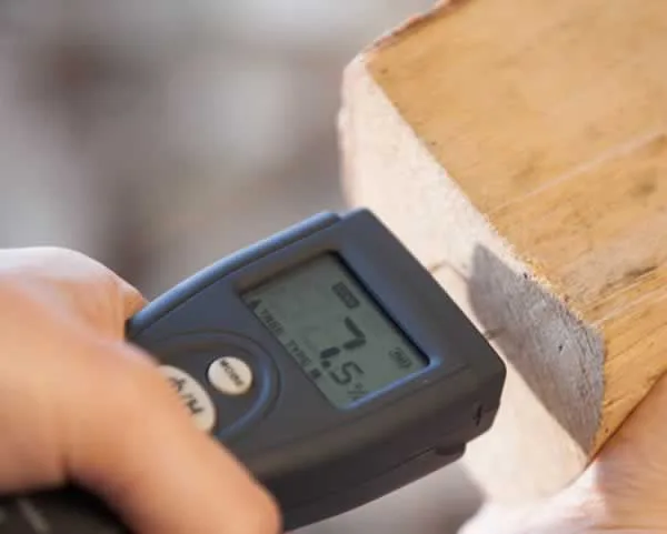 How to measure wood moisture content