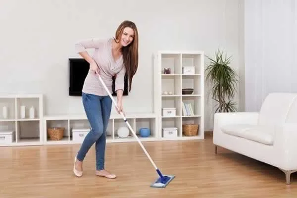Hardwood Floor Cleaning Tips and Tricks