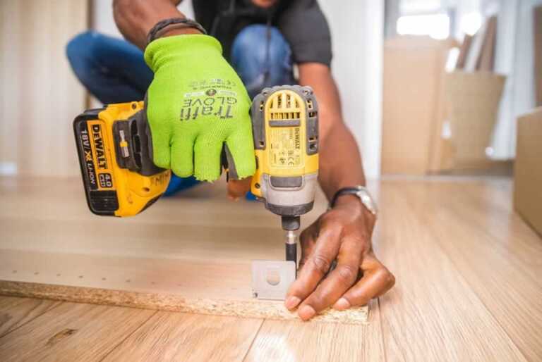 How A Handyman Can Improve The Value Of Your Home With Minimum Cost