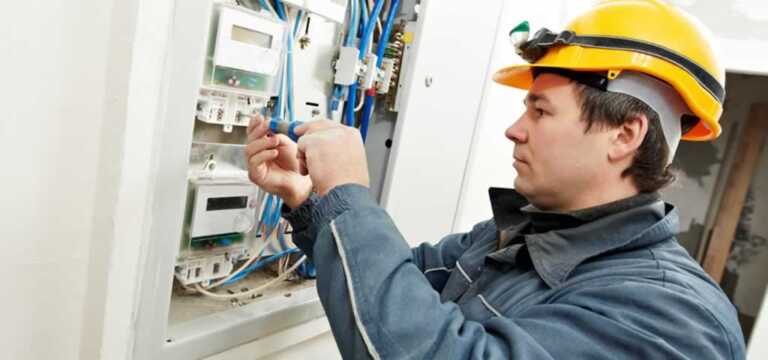 Tips to Hiring an Electrician