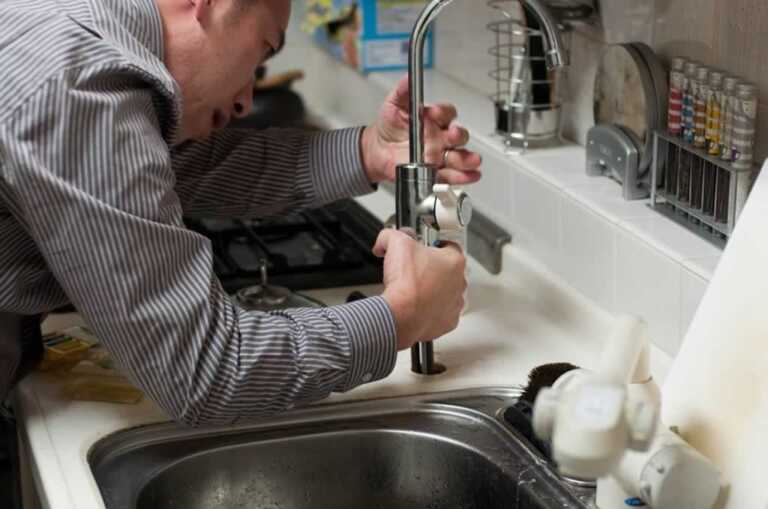 Useful Plumbing Tips for Beginners