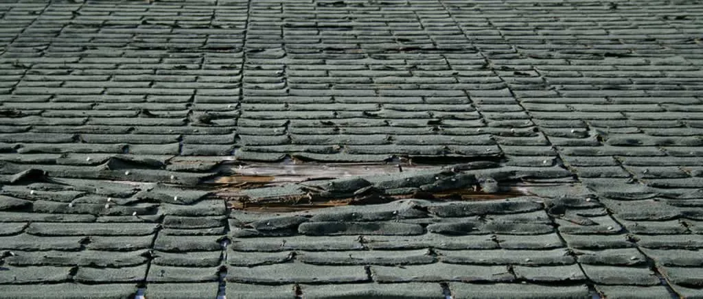 Signs That You Need To Install A New Roof