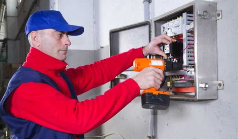 Things to Look For When Hiring an Electrician