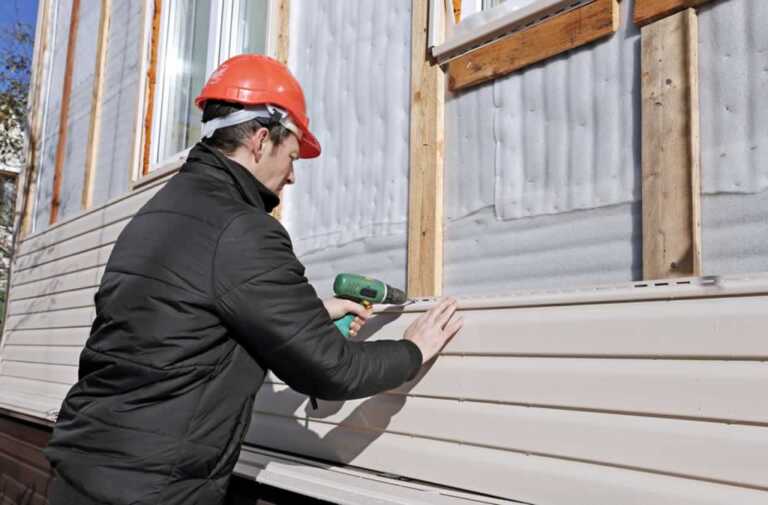 8 Questions to Ask Your Siding Contractor Before Inking the Deal