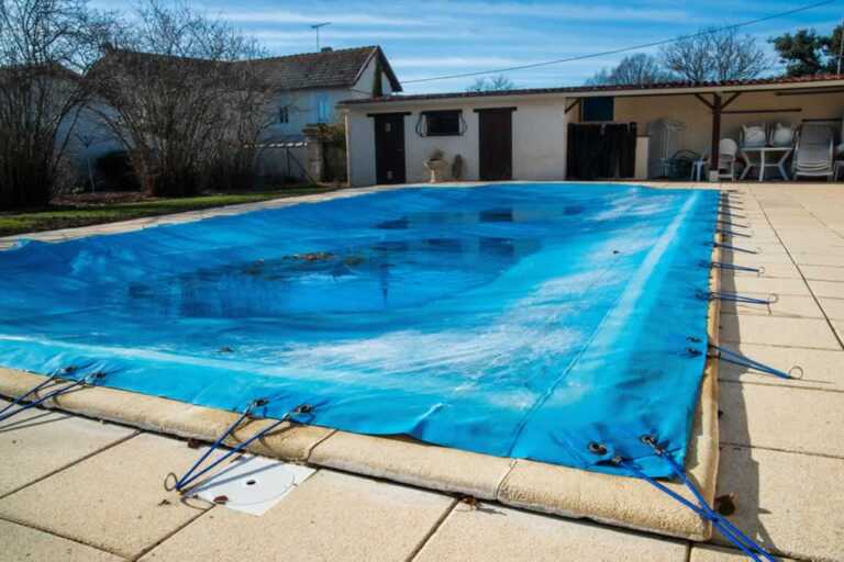 pool cover over in ground pool in the fall