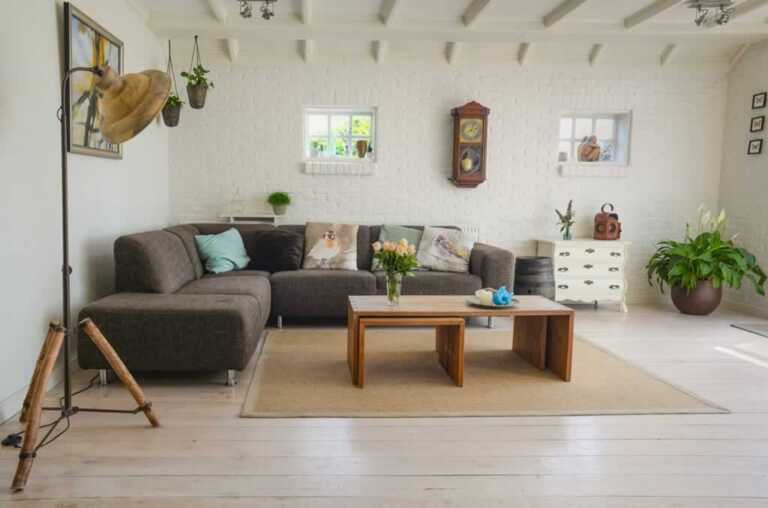 Designer-Approved Tips In Crafting A Stylish Living Room