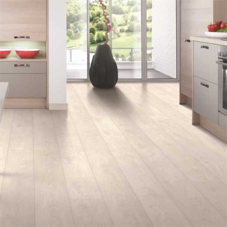 How your laminate flooring is an easy way to impress your guests