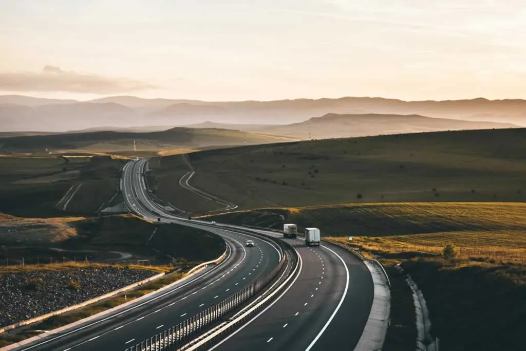 Tips You Should Know Before Hiring a Long Distance Moving Team