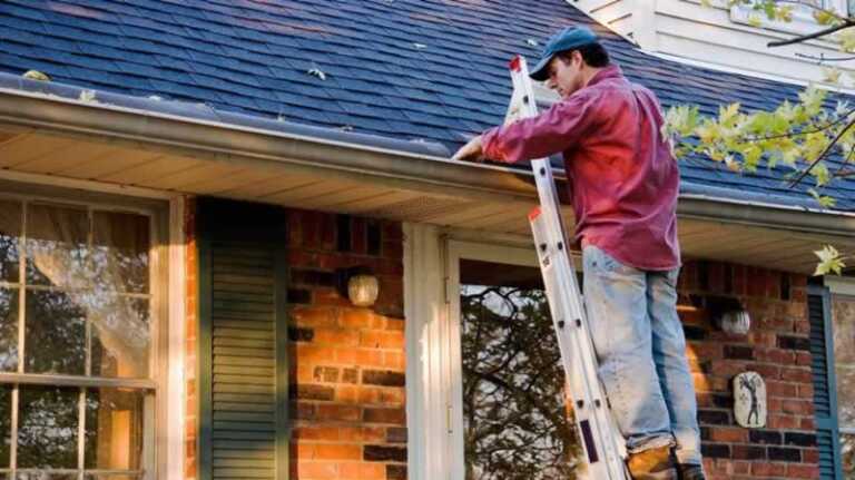 DIY Roof Maintenance to avoid Roof Repairs