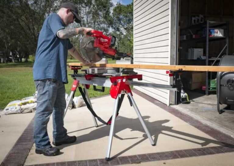 How to choose miter saw stand
