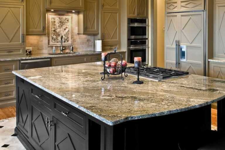 granite countertop in a classic kitchen island