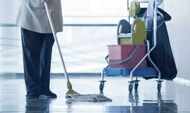 7 Signs That You Need The Help of A Cleaning Service