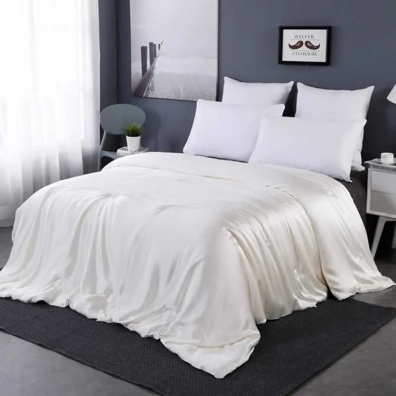 How to choose a silk comforter