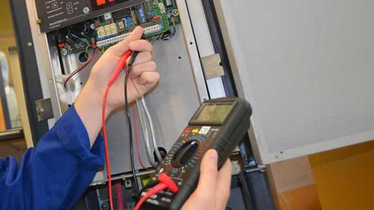 How To Choose An Electrician, Advice From An Electrician