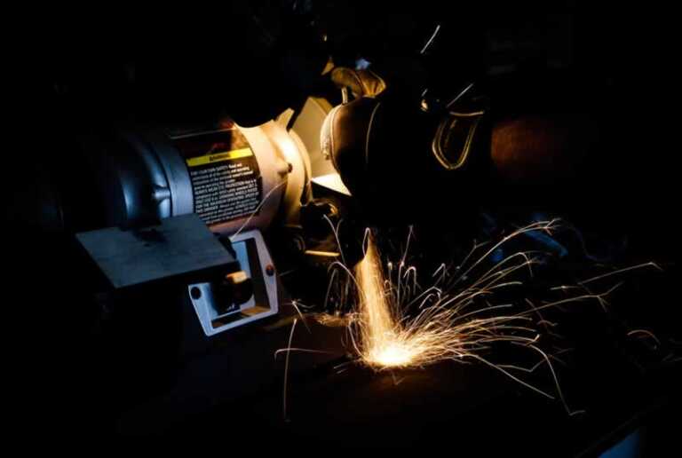 How to Choose the Right Wheel for Your Bench Grinder