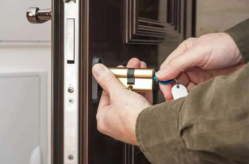 How to Find the Right Locksmith