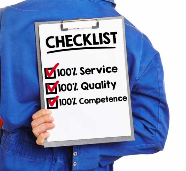 What qualifications should a plumber have - checklist