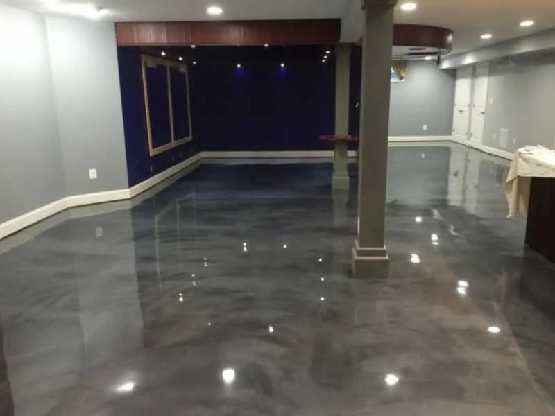 shiny epoxy flooring in commercial space