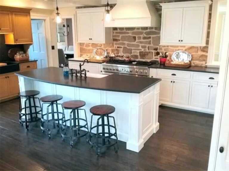 Updating Kitchen Cabinets on a Dime
