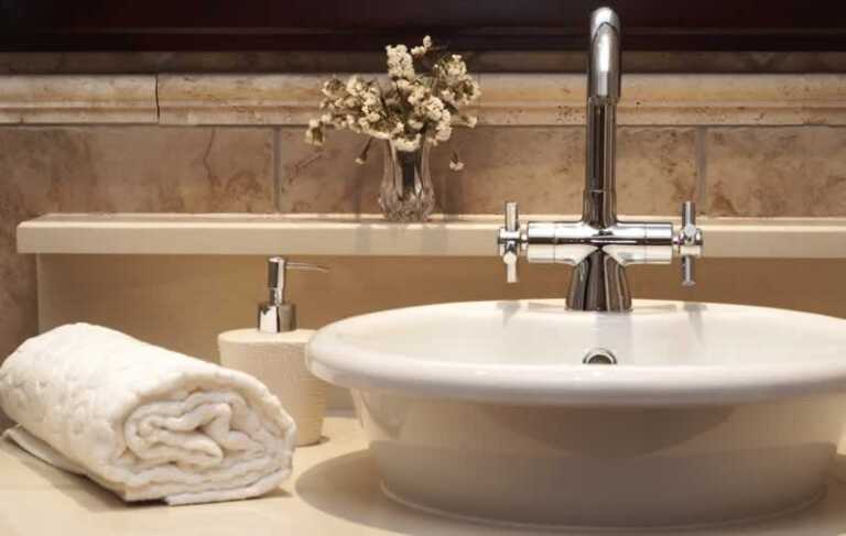 Why You Should Consider Replacing Your Bathroom Sink