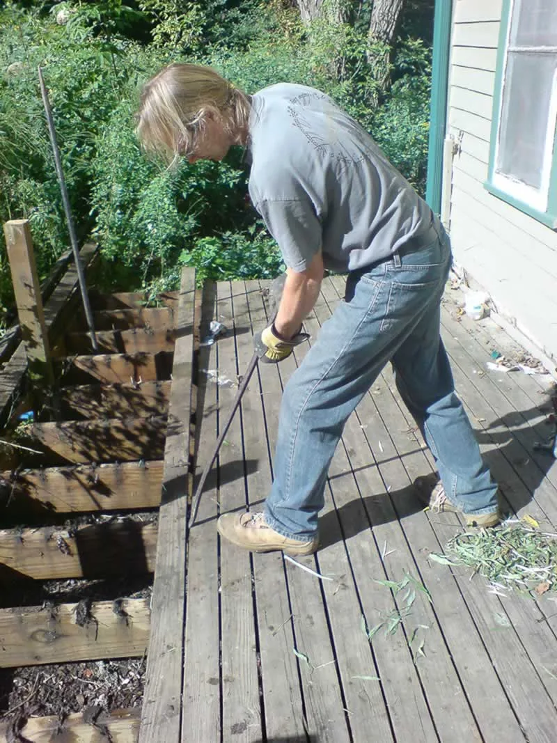 How to demolish a timber deck
