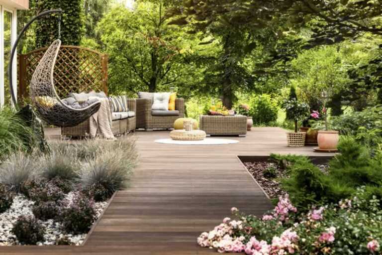 The Best Deck Material For Your Backyard