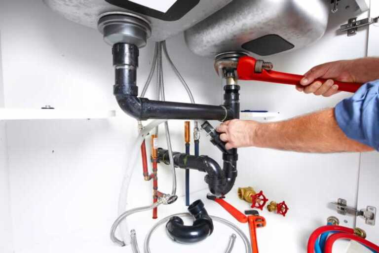 Hiring a Plumber Can Easily Save You Time and Money