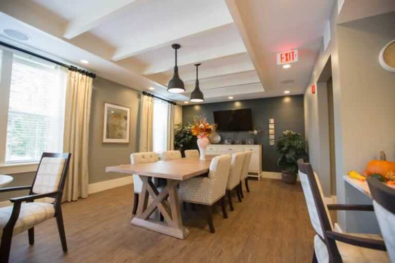 Home renovation survival guidelines for stressed homeowners