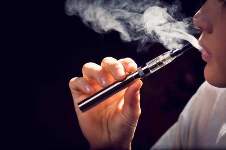 HOW TO MAKE YOUR HOME SMELL BETTER