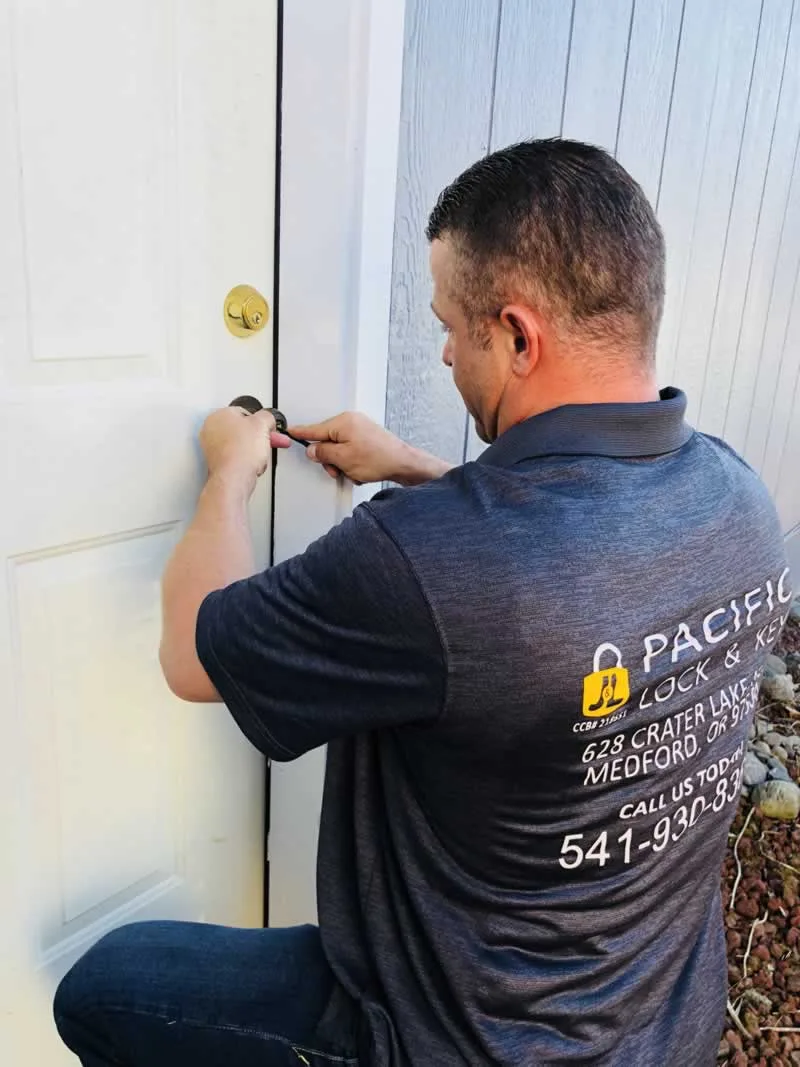 J & L PACIFIC LOCK & KEY SECURITY SOLUTIONS