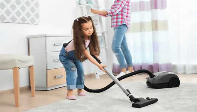 How Well a Carpet Cleaner Works on Tile Floors