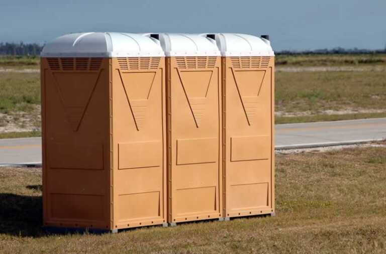 What You Need to Know Before Renting a Porta Potty