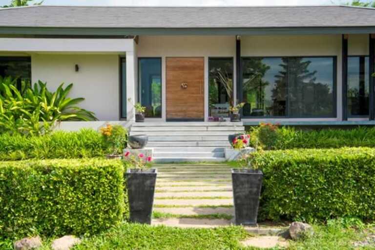 4 Tips for Curb Appeal with a Purpose