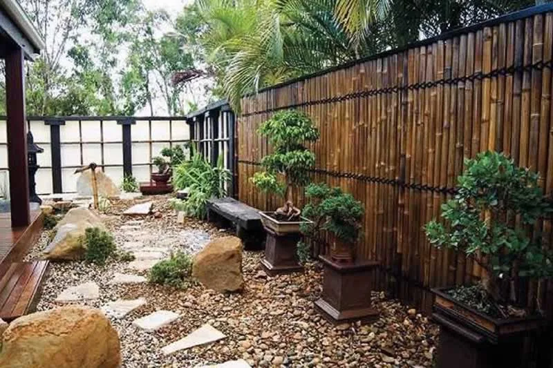 The Best Fencing Materials Your Budget Can Afford