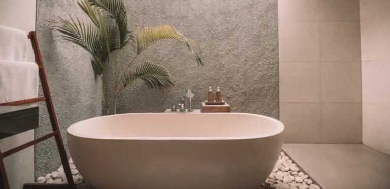 7 Ways To Make A Smaller Bathroom Look Twice Its Size
