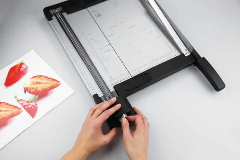calibrating high quality paper trimmer