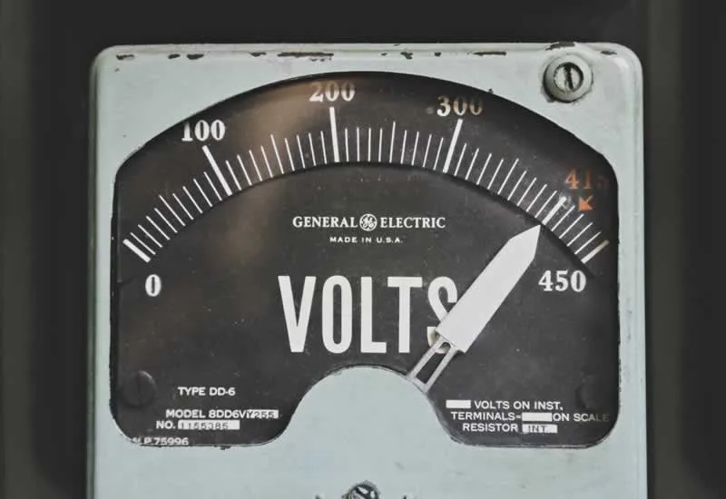 4 Common Electrical Problems and Solutions You Should Know