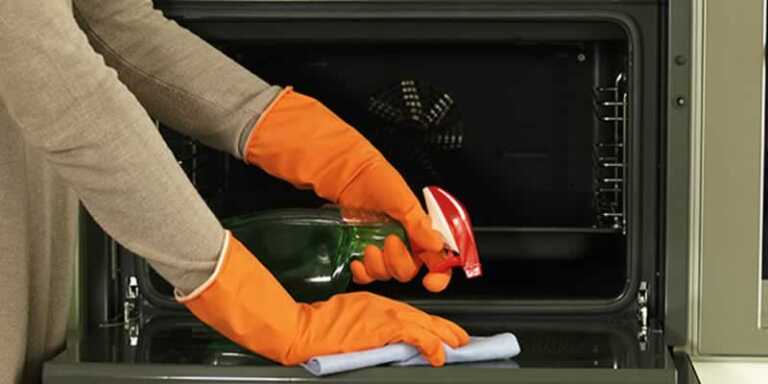 5 Affordable Oven Cleaning Tips & Tricks