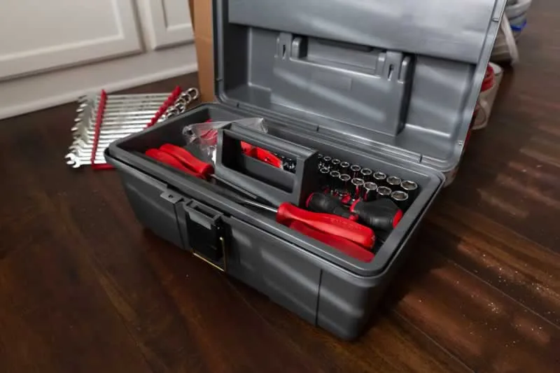 7 Toolbox Essentials for Do It Yourself Projects