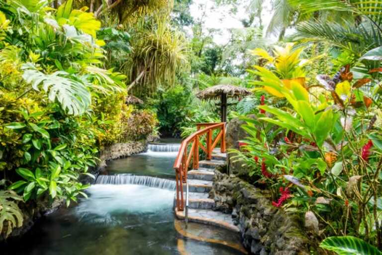 Easy Hacks for Finding Luxury Accommodation in Costa Rica