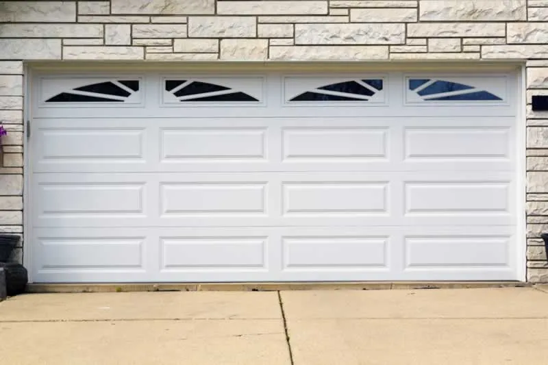 How To Maintain The Look Of Your Garage Door - maintaining garage door