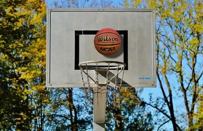 How to Repair a Basketball Backboard on Your Own