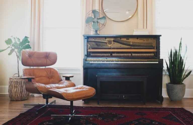What You Should Know About Power Recliners