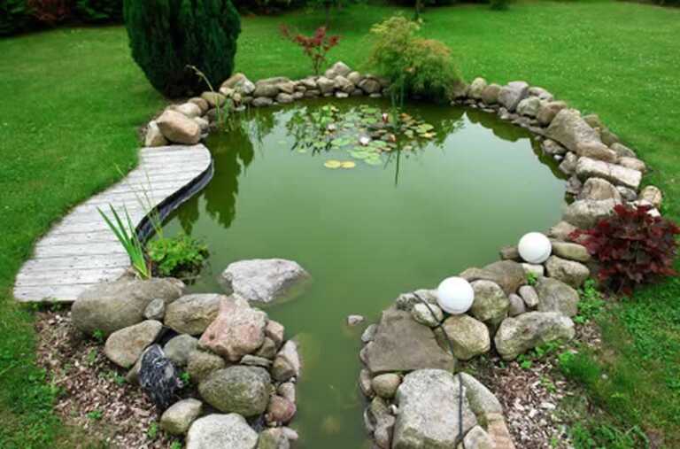 How to Build Your Own Garden Pond