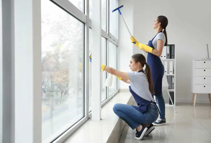 The Benefits of Hiring a Commercial Janitorial Service for Your Job Site